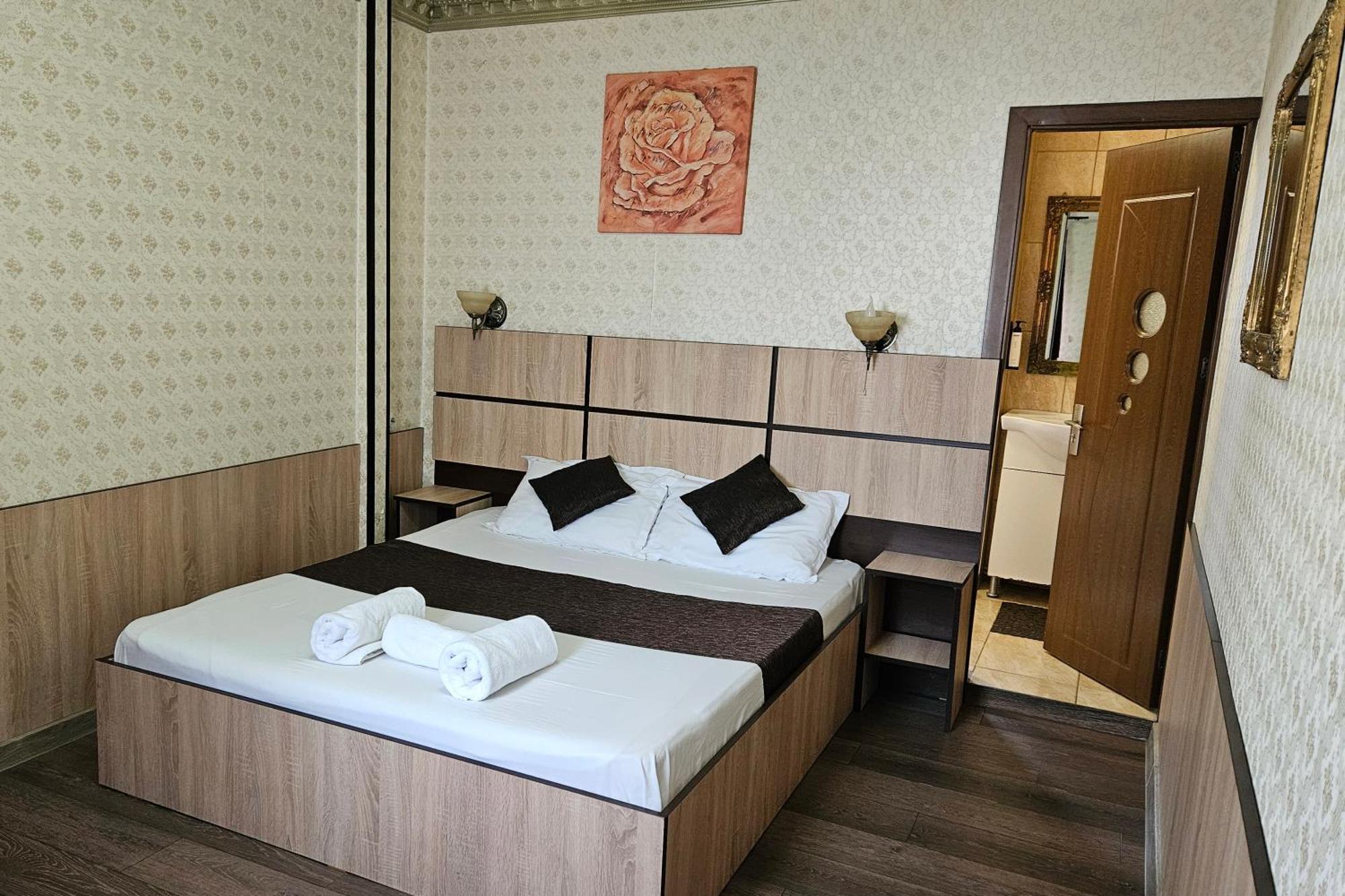 Flamingo Hotel 피테슈티 외부 사진